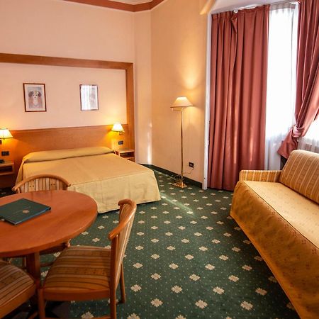 Hotel Estense Модена Екстер'єр фото