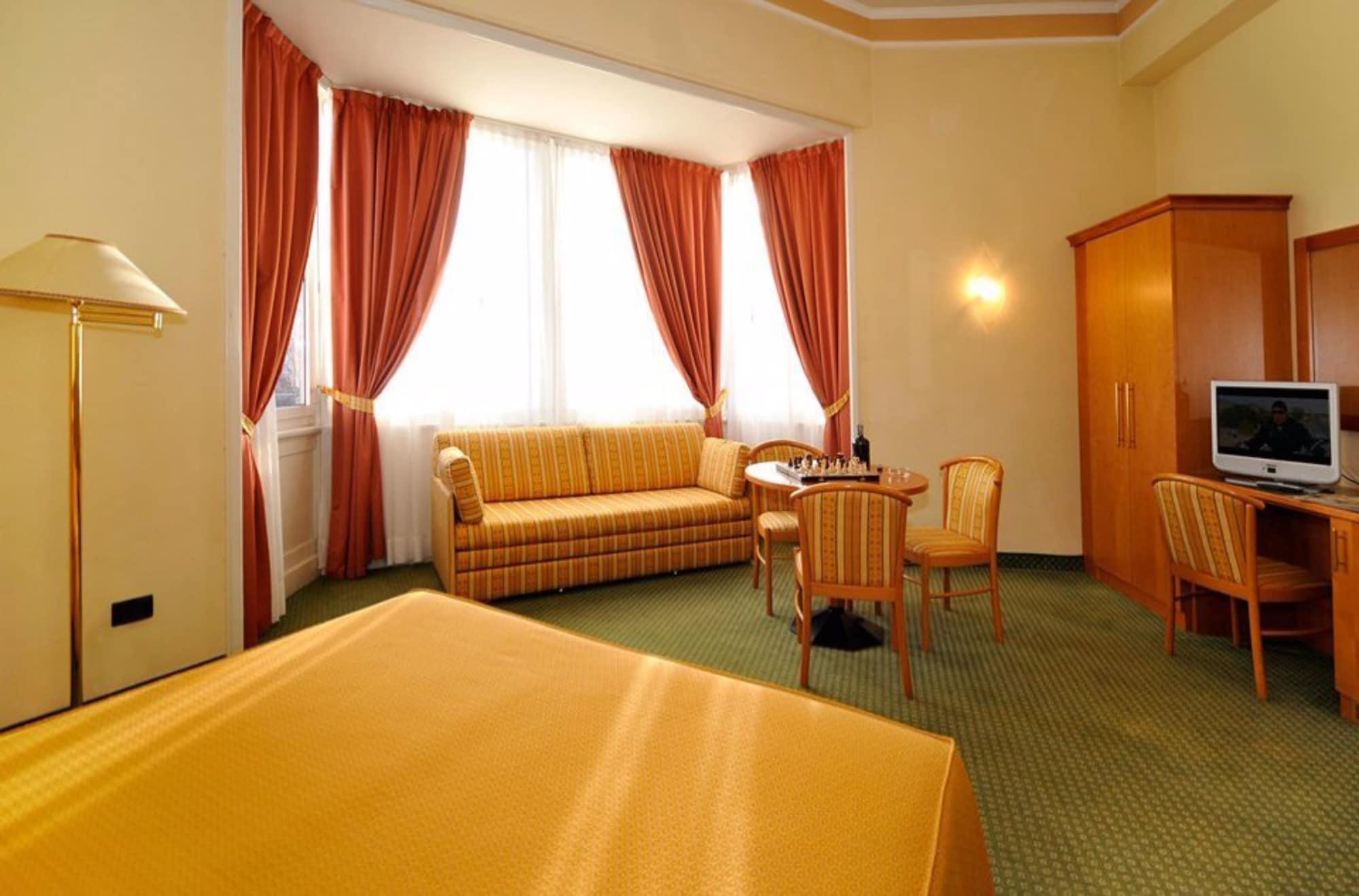 Hotel Estense Модена Екстер'єр фото