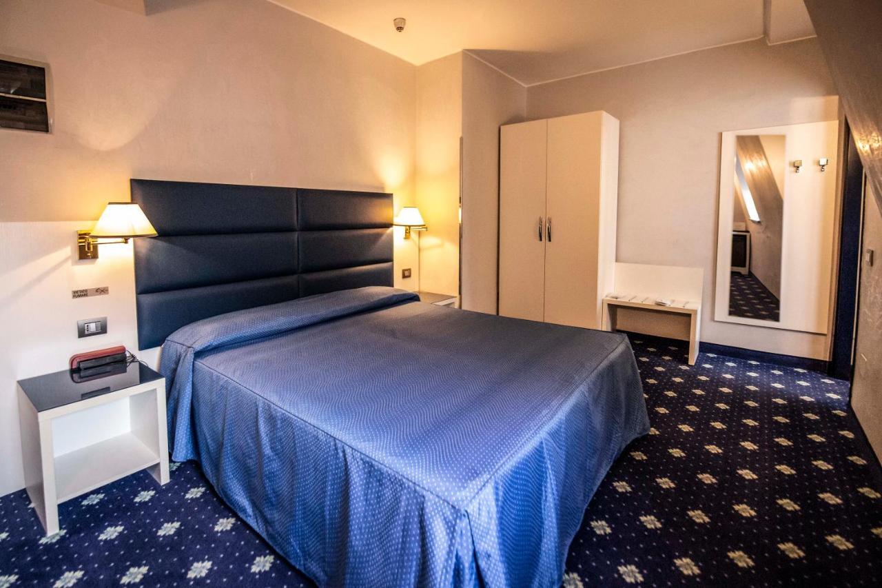 Hotel Estense Модена Екстер'єр фото
