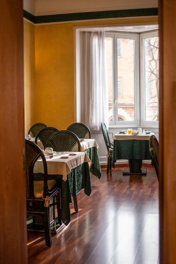 Hotel Estense Модена Екстер'єр фото